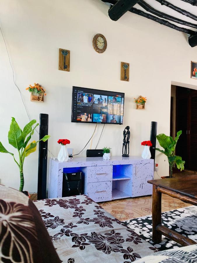 Jambo Diani 1-Bedroom Apartment Close To The Beach Diani Beach Kültér fotó