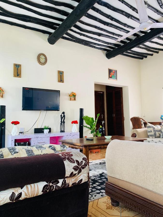 Jambo Diani 1-Bedroom Apartment Close To The Beach Diani Beach Kültér fotó